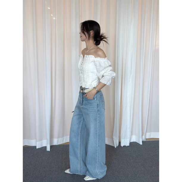 OL特价 浅蓝色薄料牛仔裤（售完无补）