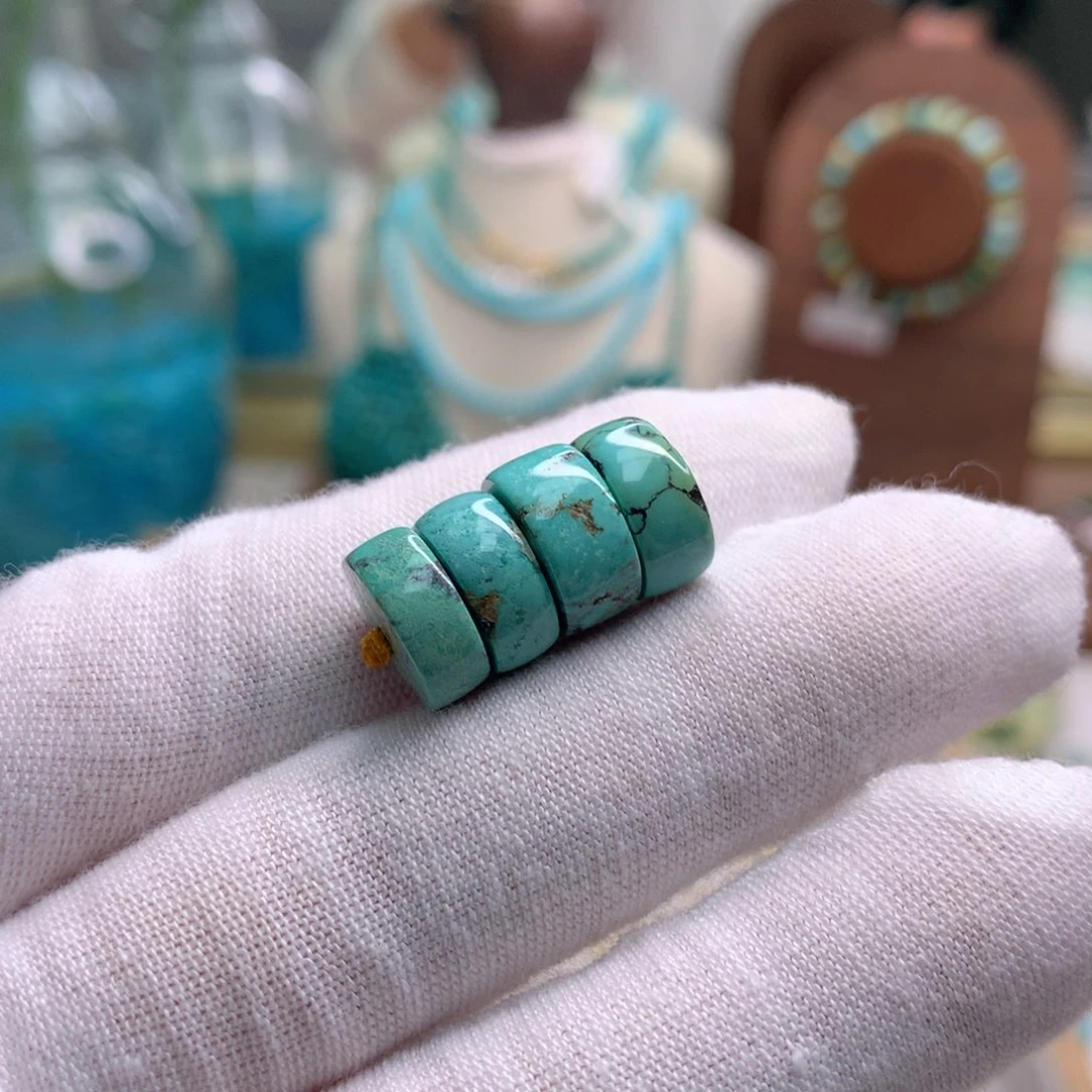 绿松石未镶嵌饰品