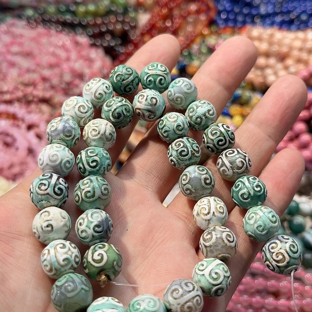 玛瑙/玉髓合金珠宝半成品玛瑙手工雕刻天竺一条12mm