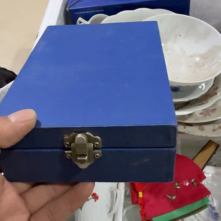 吴***潇扇子吃g哈哈哈哈哈哈哈哈哈哈哈哈