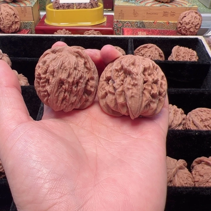 吊坠文玩核桃四座楼手把件