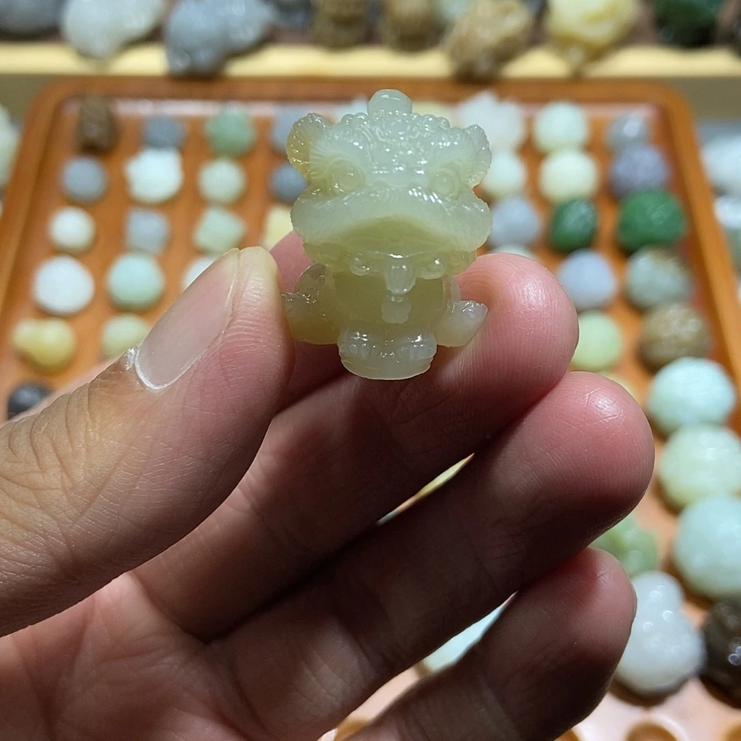 颈饰未镶嵌和田玉定制