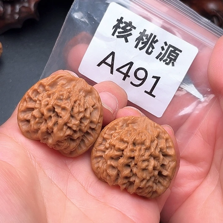 桃核把件L*?核桃秦闷