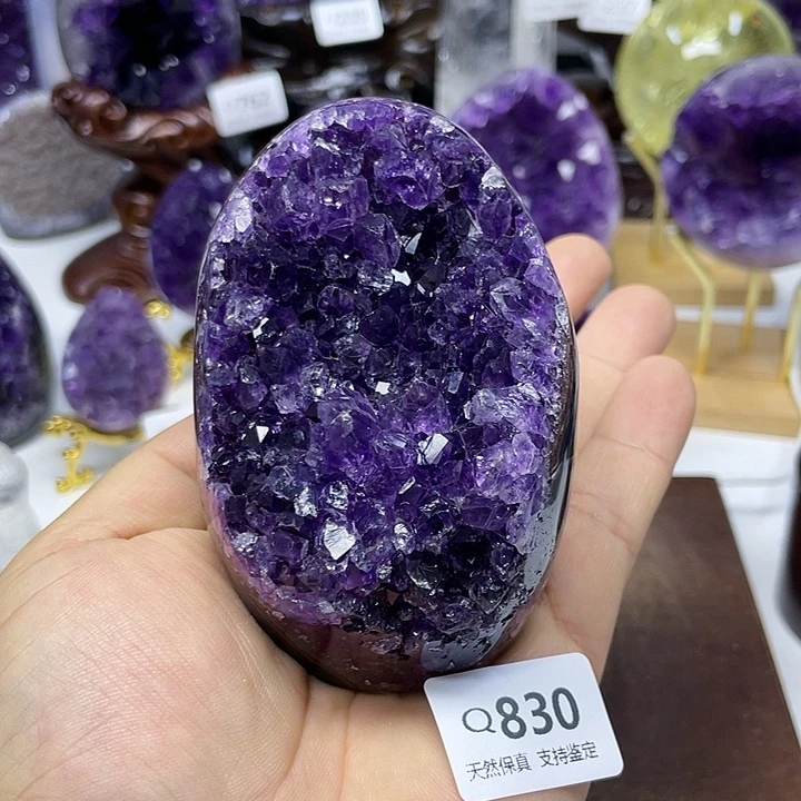 水晶未镶嵌大型摆件（非配饰）