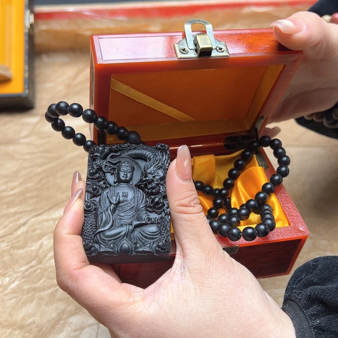 大叶紫檀（黑酸枝木类）