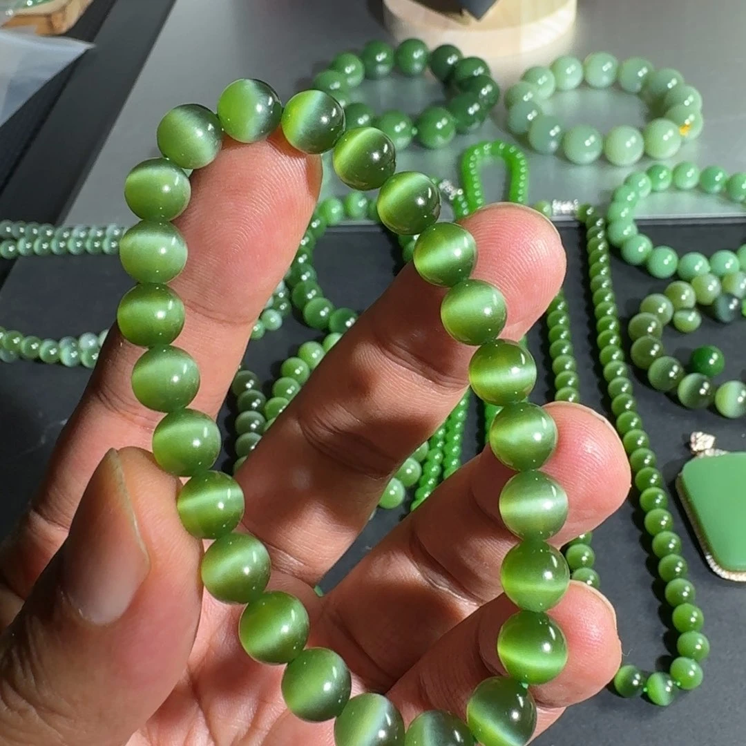 手串未镶嵌和田玉（碧玉）云***阁