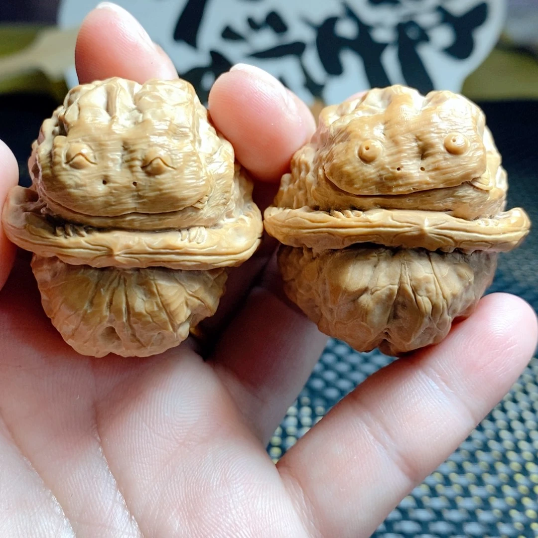 核桃手串/手链随型单面小丑蛙