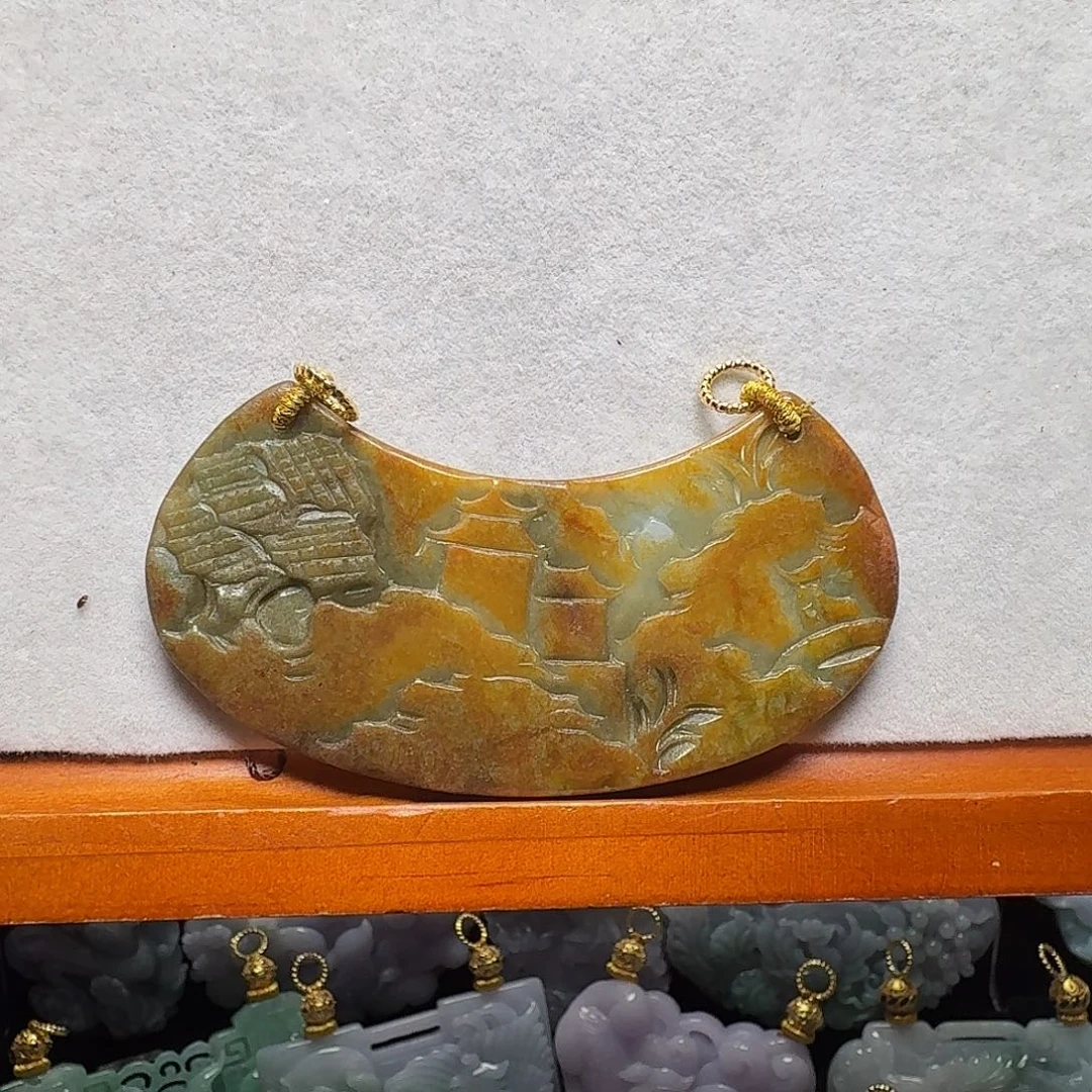 吊坠(赠链)未镶嵌翡翠