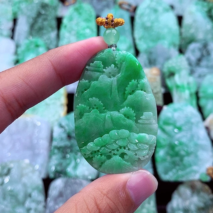 吊坠(不含链)未镶嵌翡翠