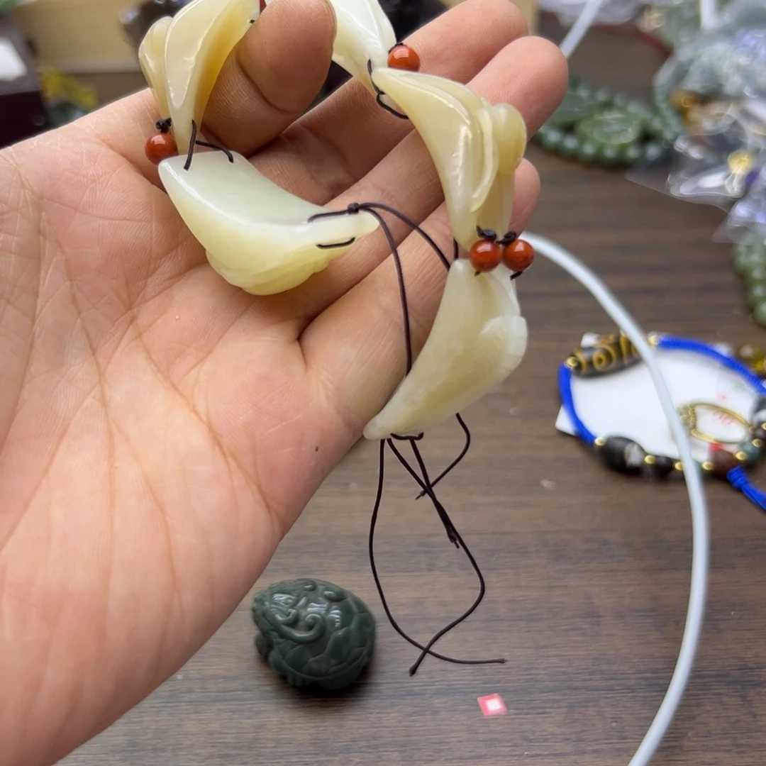 明***证和田玉未镶嵌手链840
