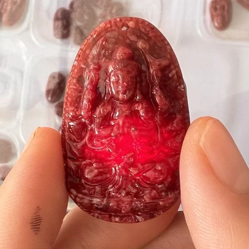 含辰砂工艺品朱砂晶体全透光吊坠男女八大生肖挂件