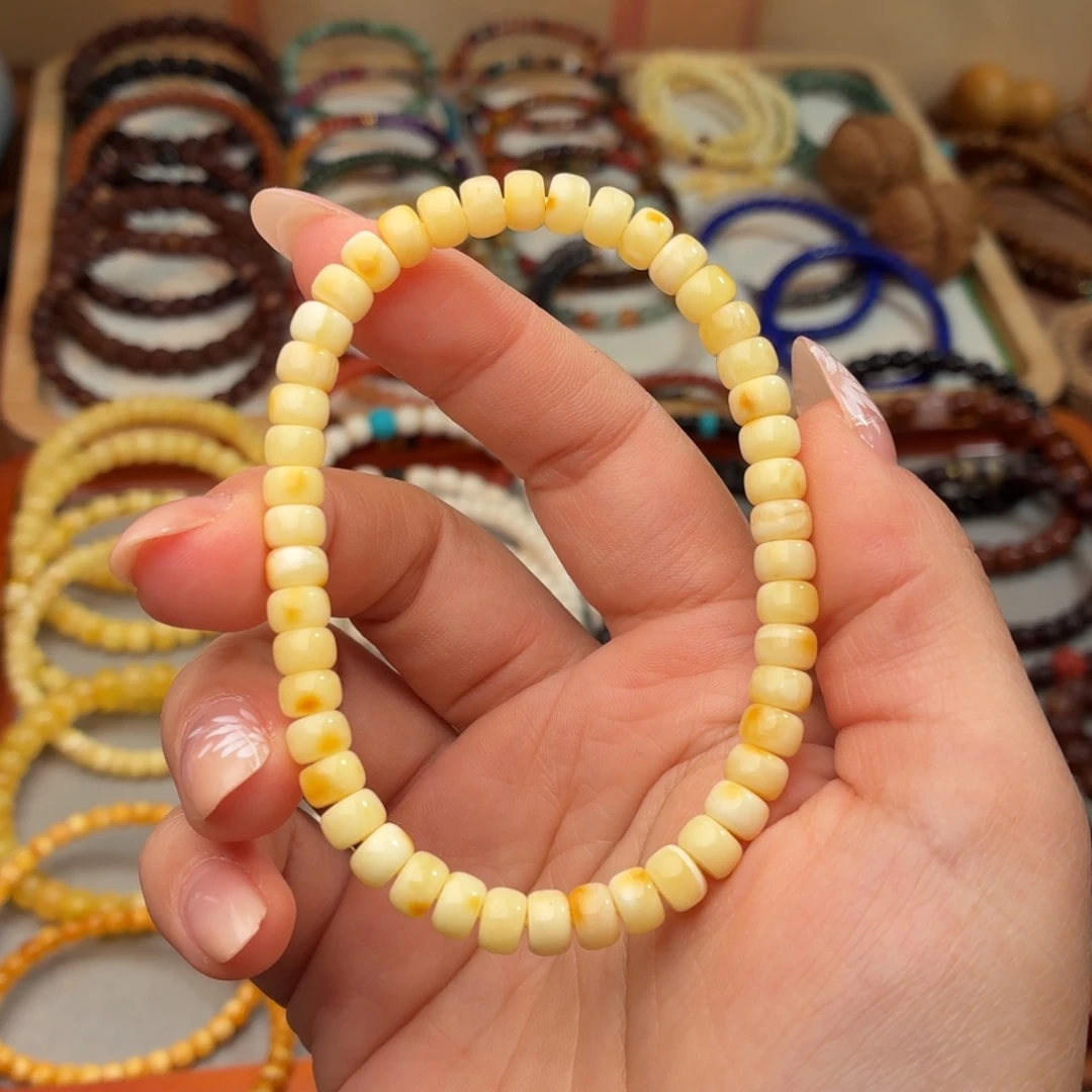 蜜蜡未镶嵌手串6.2mm