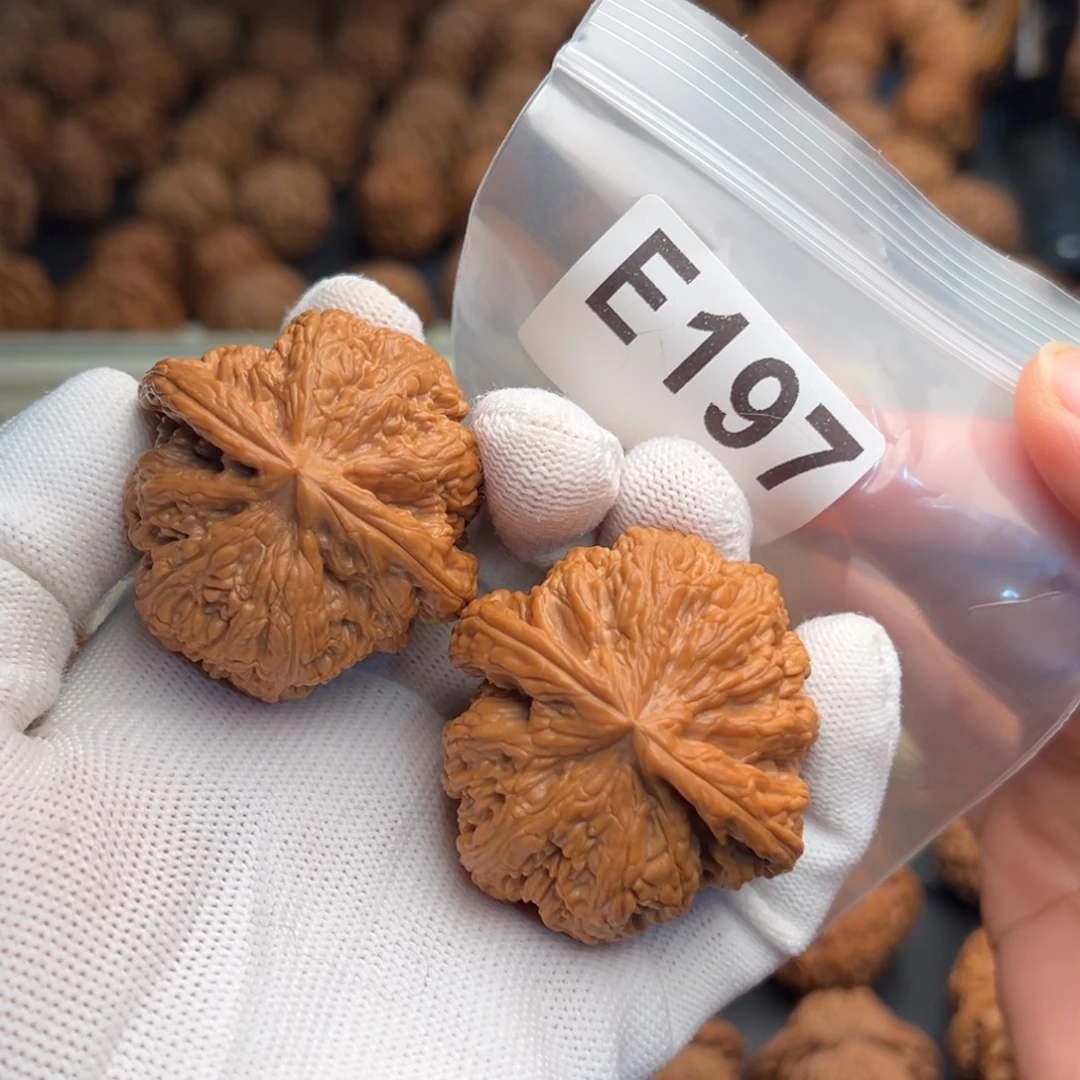 木***名吊坠文玩核桃E197粗筋46