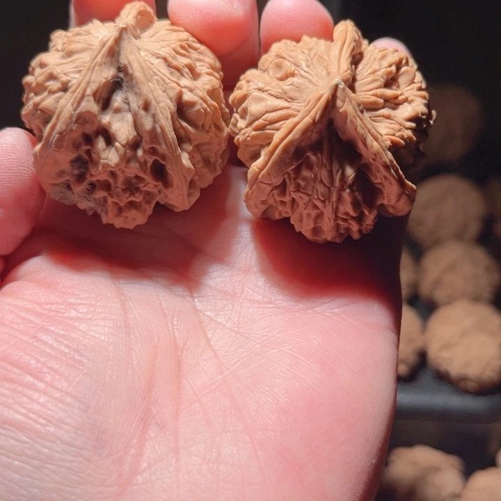 球****吊坠文玩核桃文玩