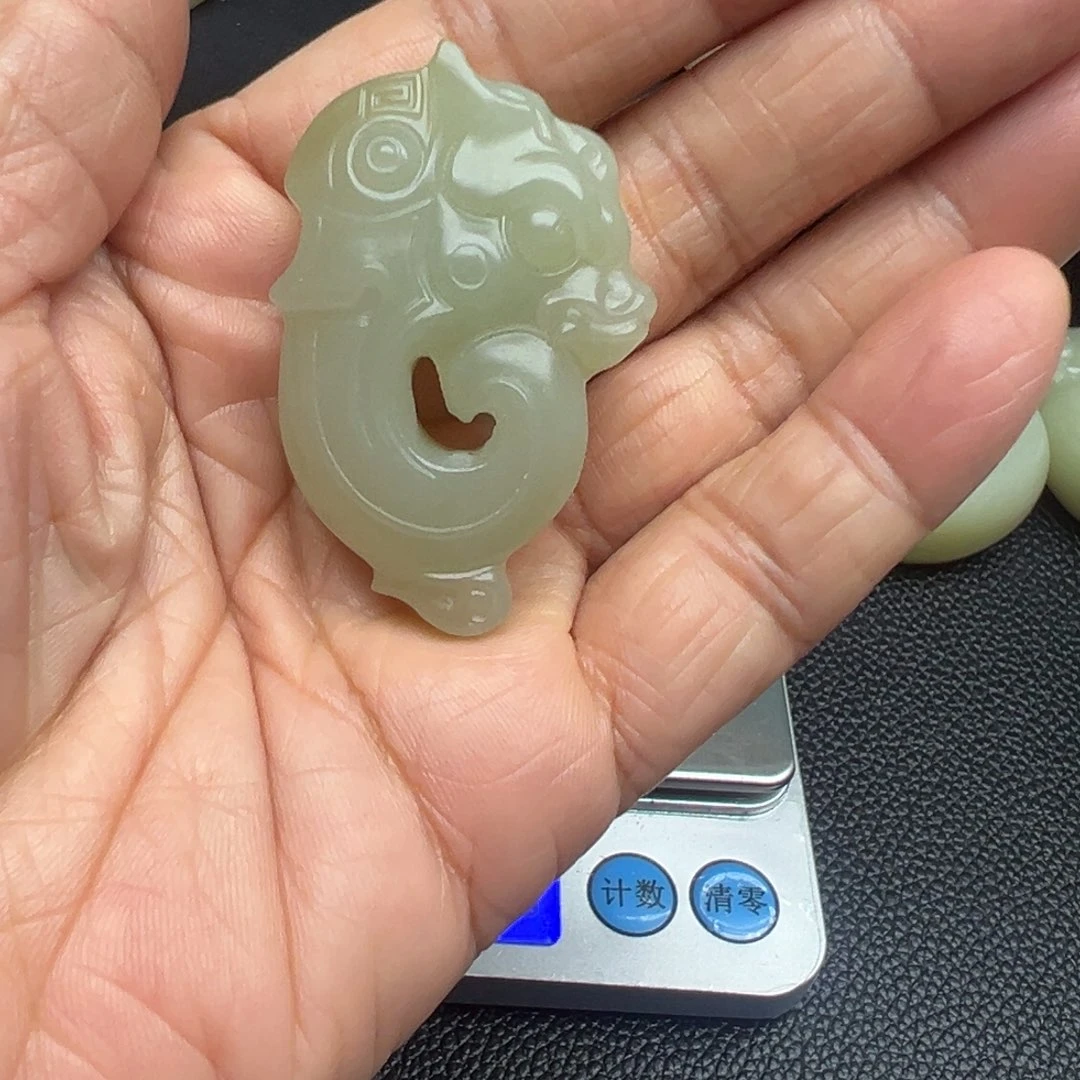 和田玉（糖玉）未镶嵌吊坠(不含链)