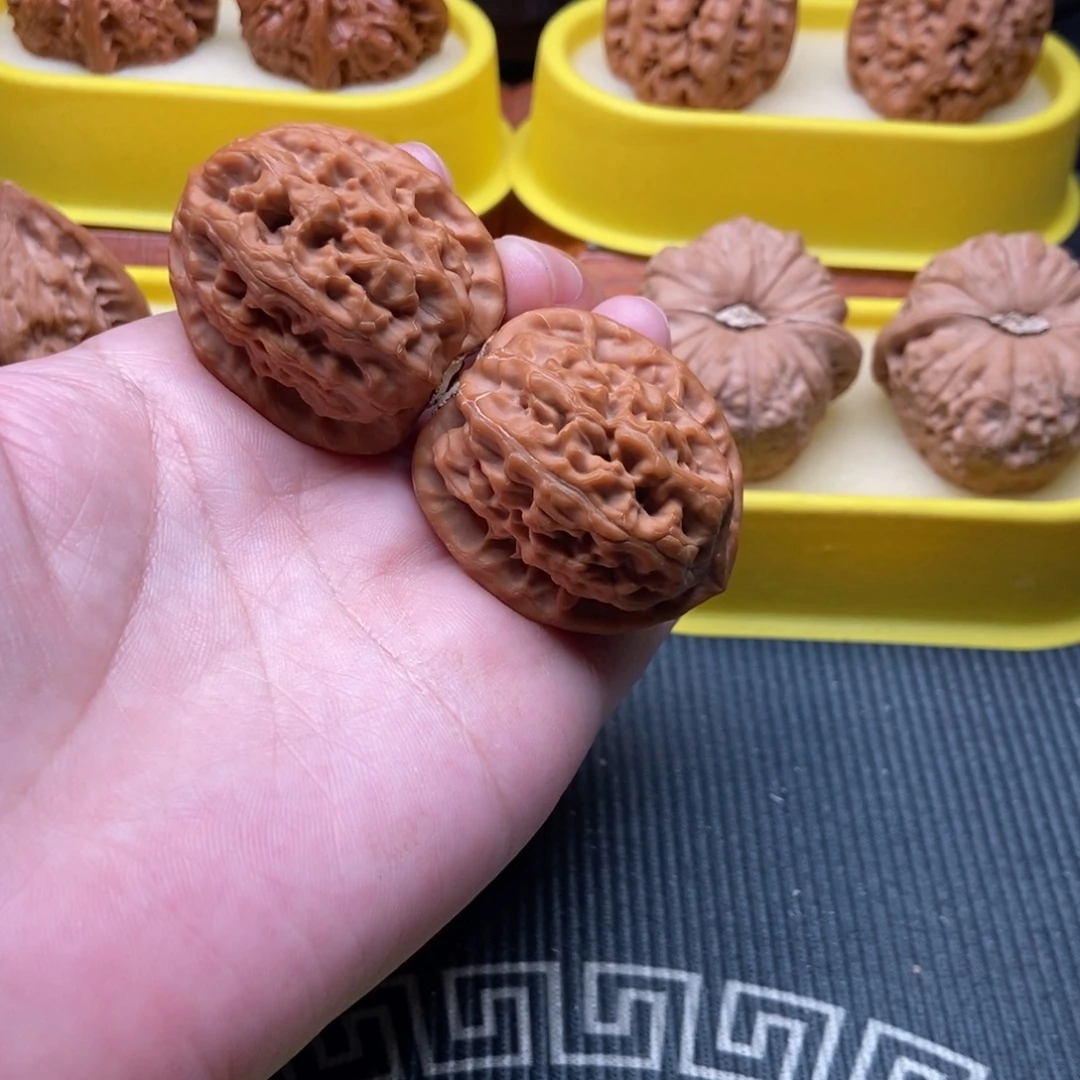 吊坠文玩核桃红莲