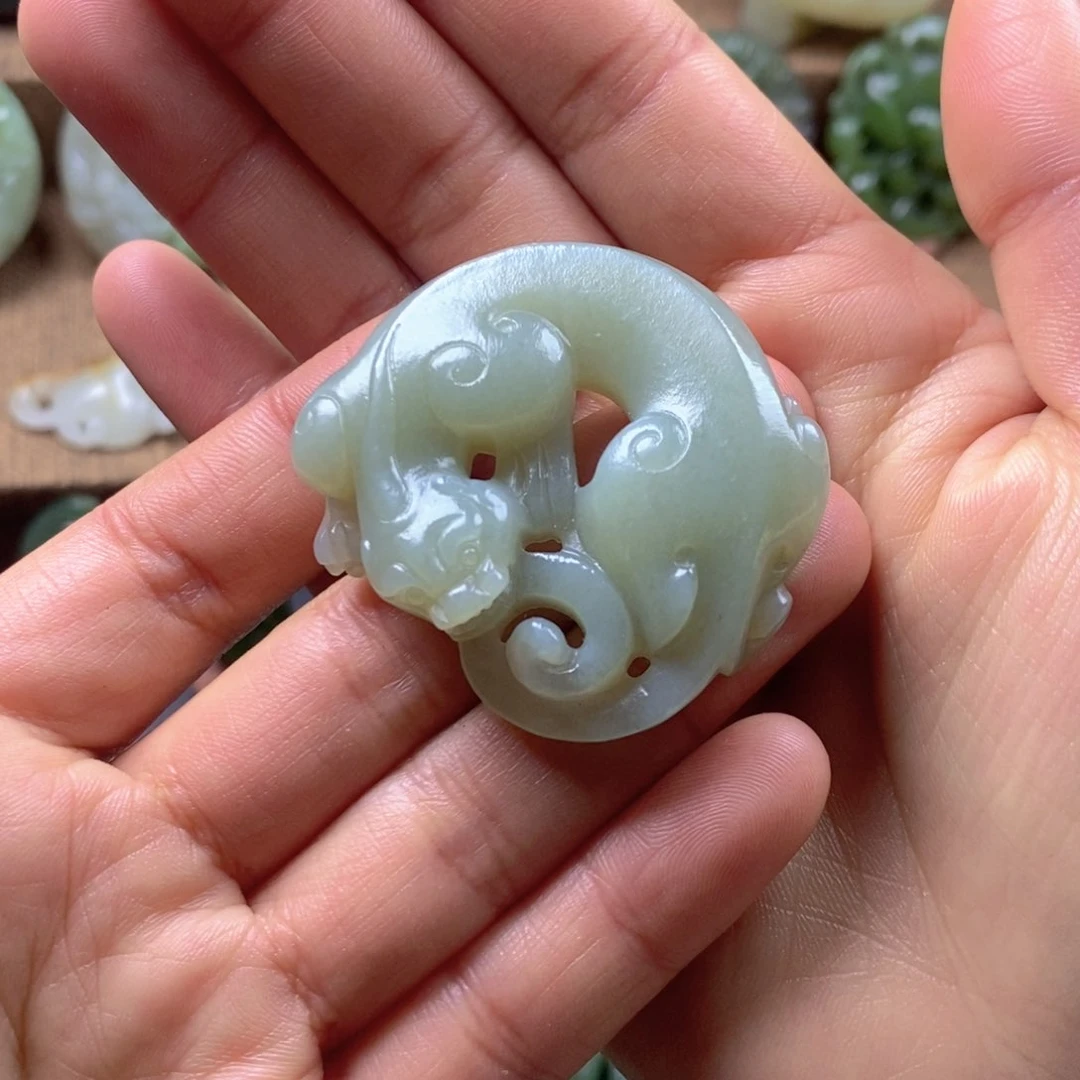 未镶嵌和田玉挂件