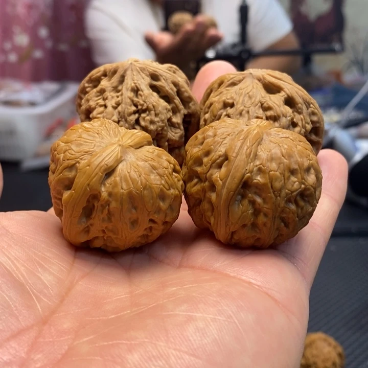 大***举文玩核桃吊坠元宝39+微修➕大粗筋43+全品