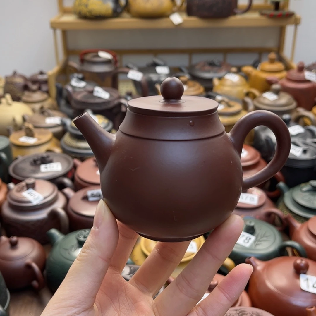 口盖厚薄不均微瑕160