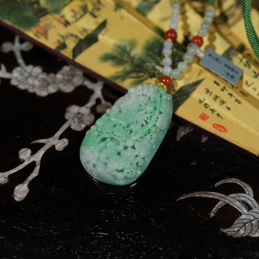 1.15香港王老板-翡翠吊坠6k513