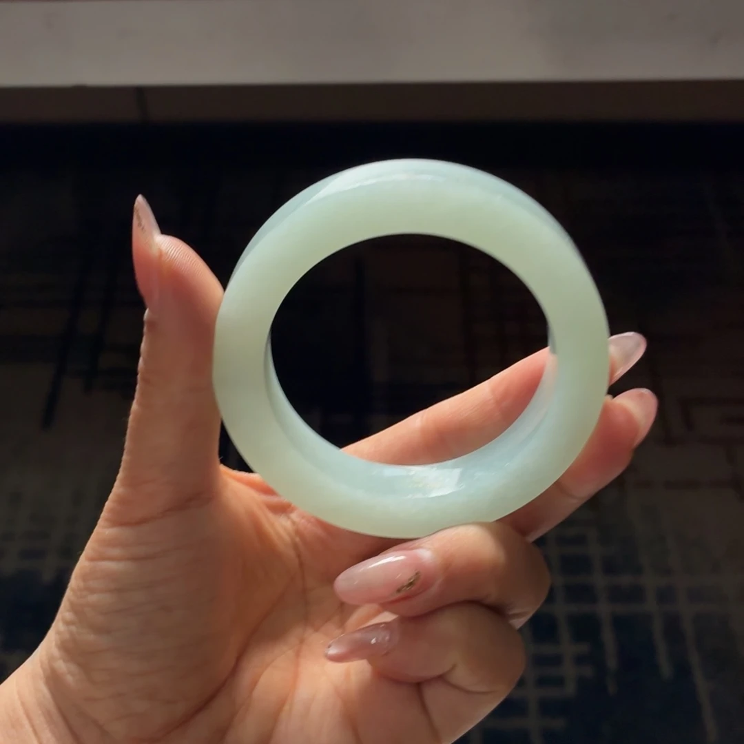 菲***儿定制翡翠未镶嵌翡翠