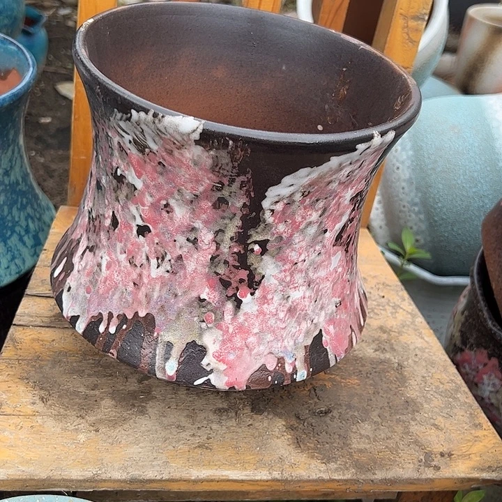 口18,5高19红色2个。。。。。。。。。