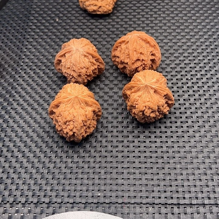 杂***主把件文玩核桃两对