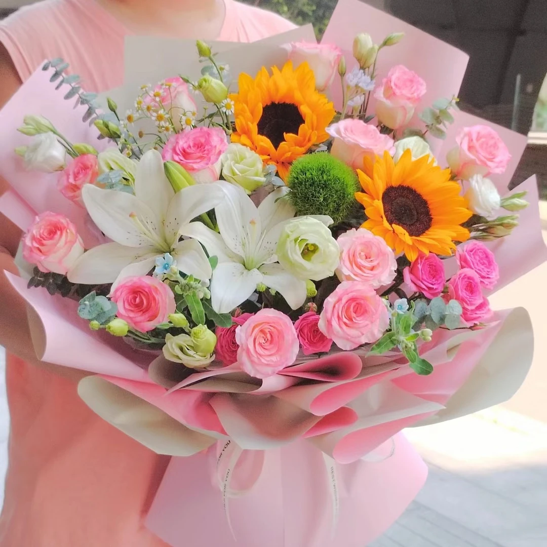 粉色系花束混搭花束情人节礼物妇女节礼物鲜花店实体店