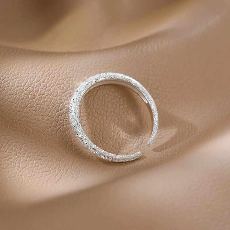 钛钢戒指 戒指古法彩色锆石食指中指网红高级感素圈指环