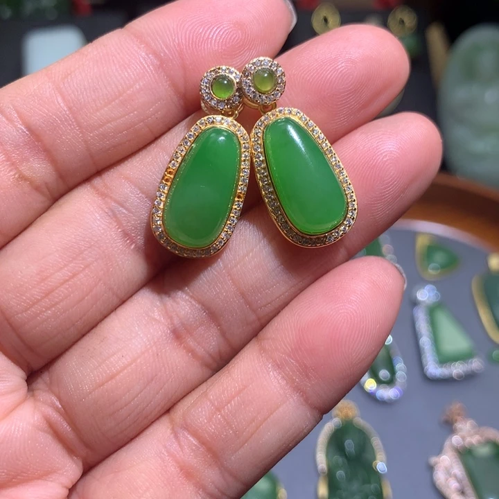 和田玉耳钉银S925镶嵌