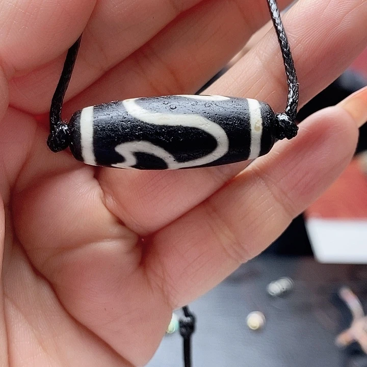 玛瑙/玉髓颈饰合金