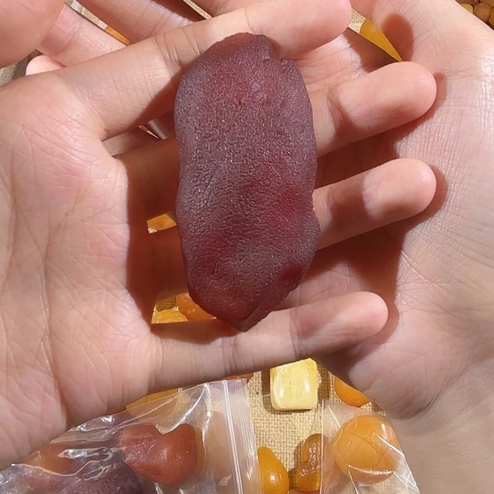 琥珀未镶嵌颈饰蜜蜡全皮吊坠