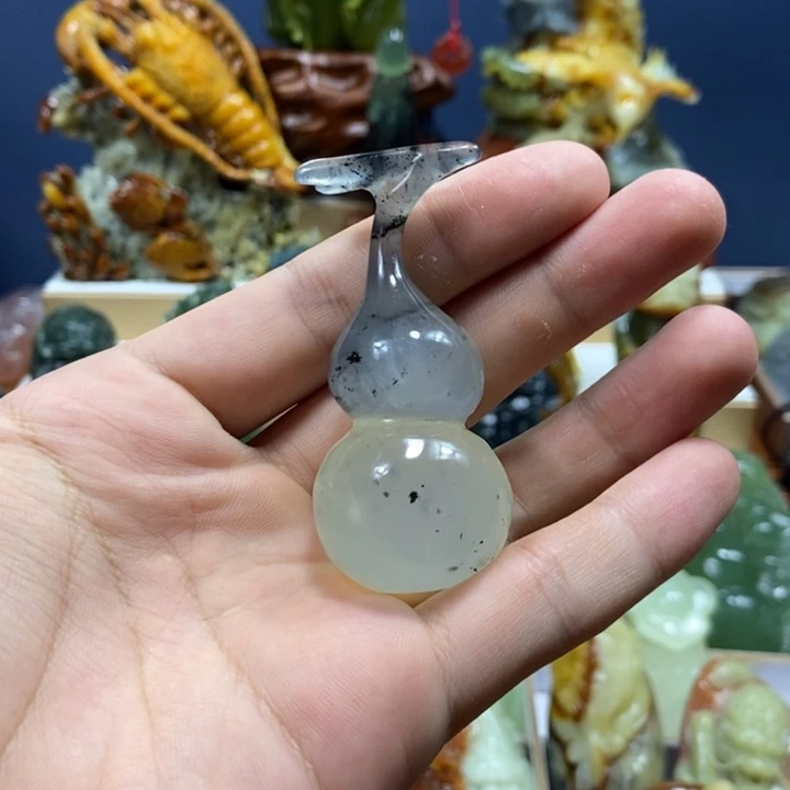 岫玉未镶嵌手把件