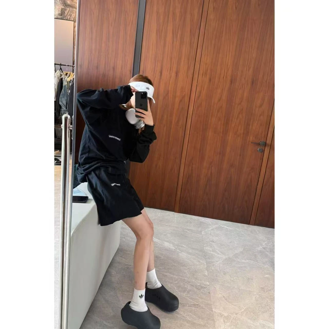 徐秋阳   200多个新款超级大上新 锁定30号31号 夏末收官