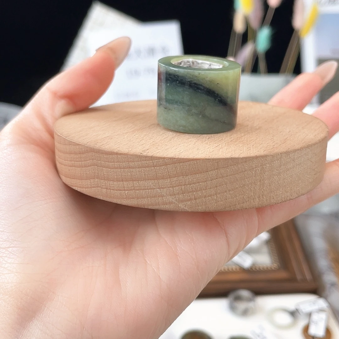 和田玉（糖玉）未镶嵌戒圈h19直切高筒内经18.03mm不支持退换