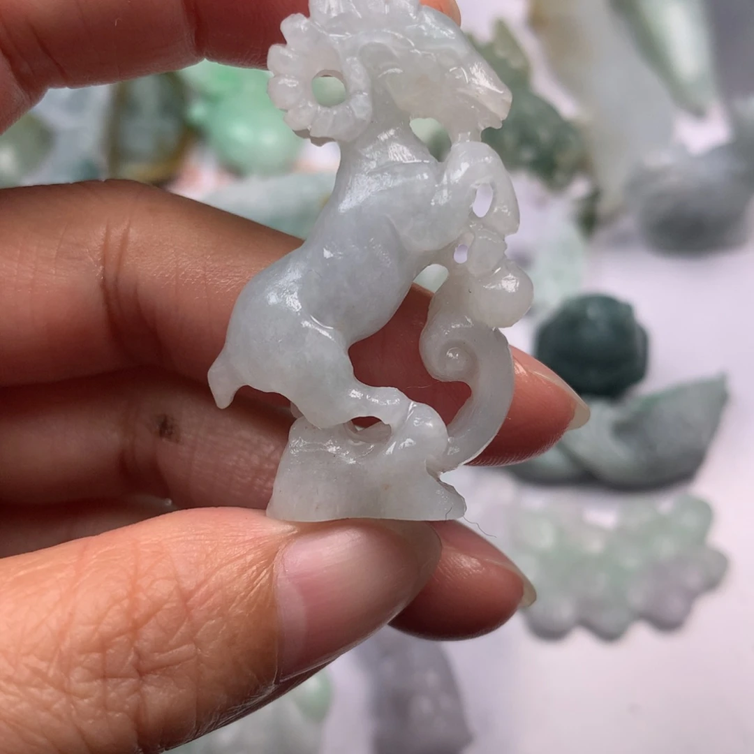 定制翡翠未镶嵌翡翠