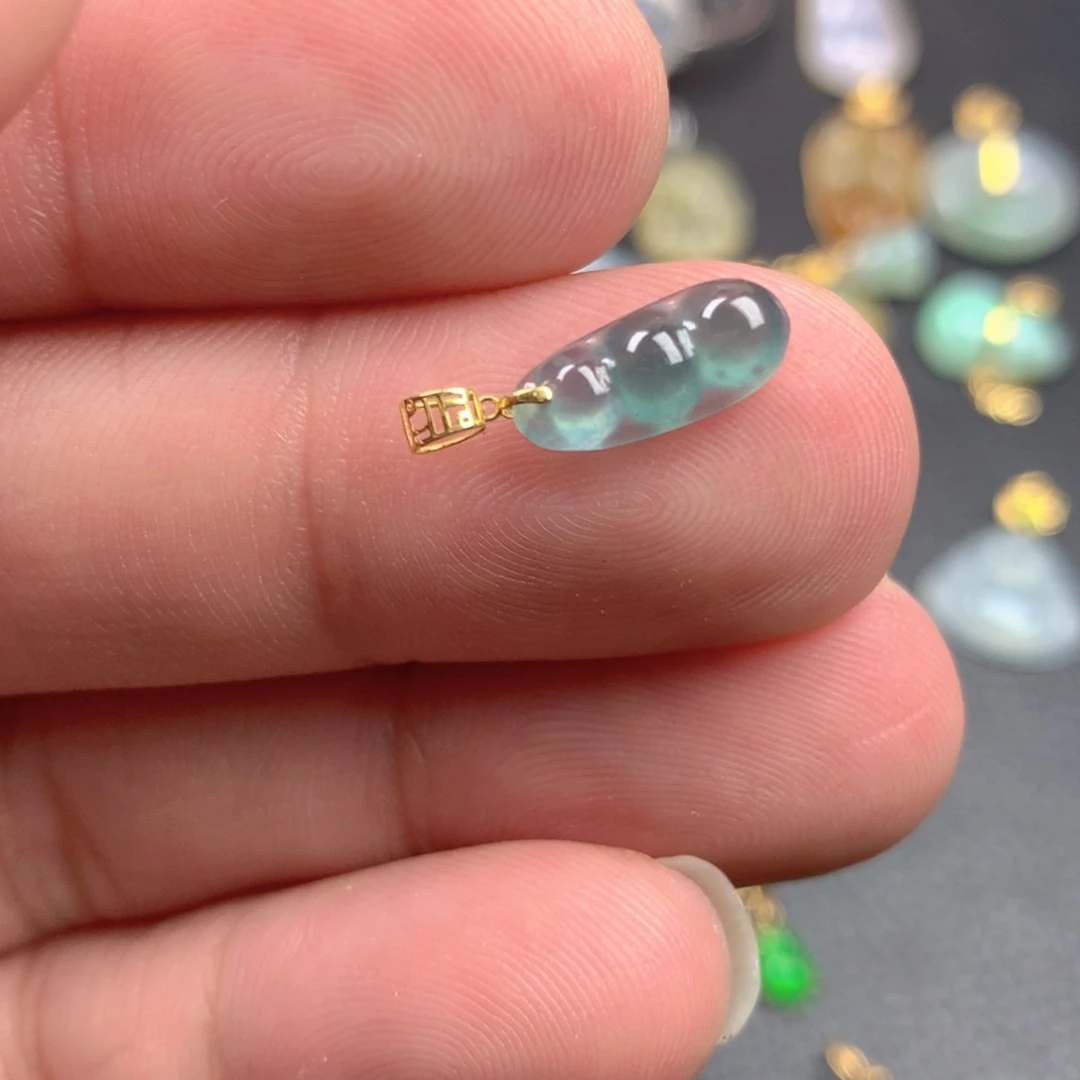 【闪购商品】颈饰18K金镶嵌翡翠翡翠