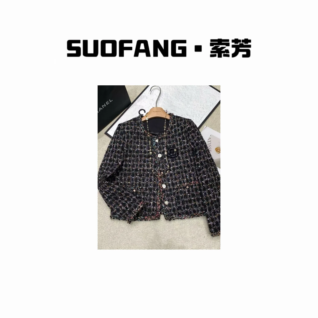 新品上市 小香黑色格纹粗花羽绒外套57018