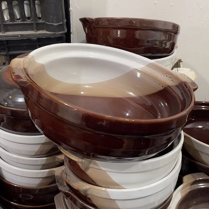 瓷片三色釉土砂锅一个 微瑕