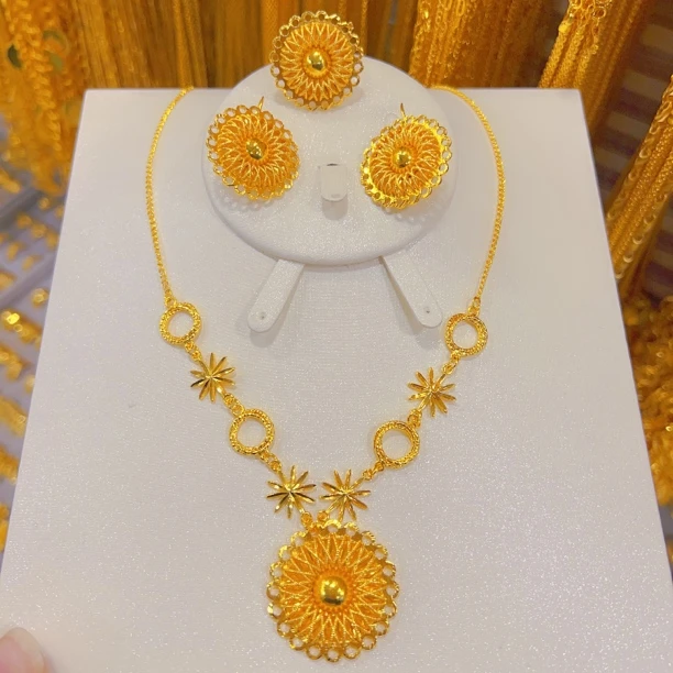 铜合金项链 281时尚新款休闲百搭项链耳环戒指三件套精美金太阳