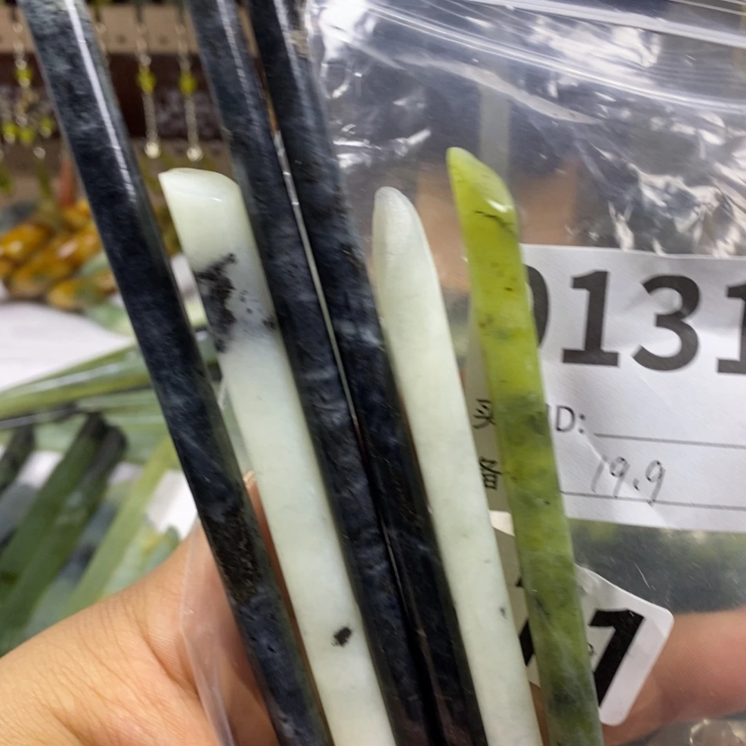 蛇纹石玉未镶嵌发饰