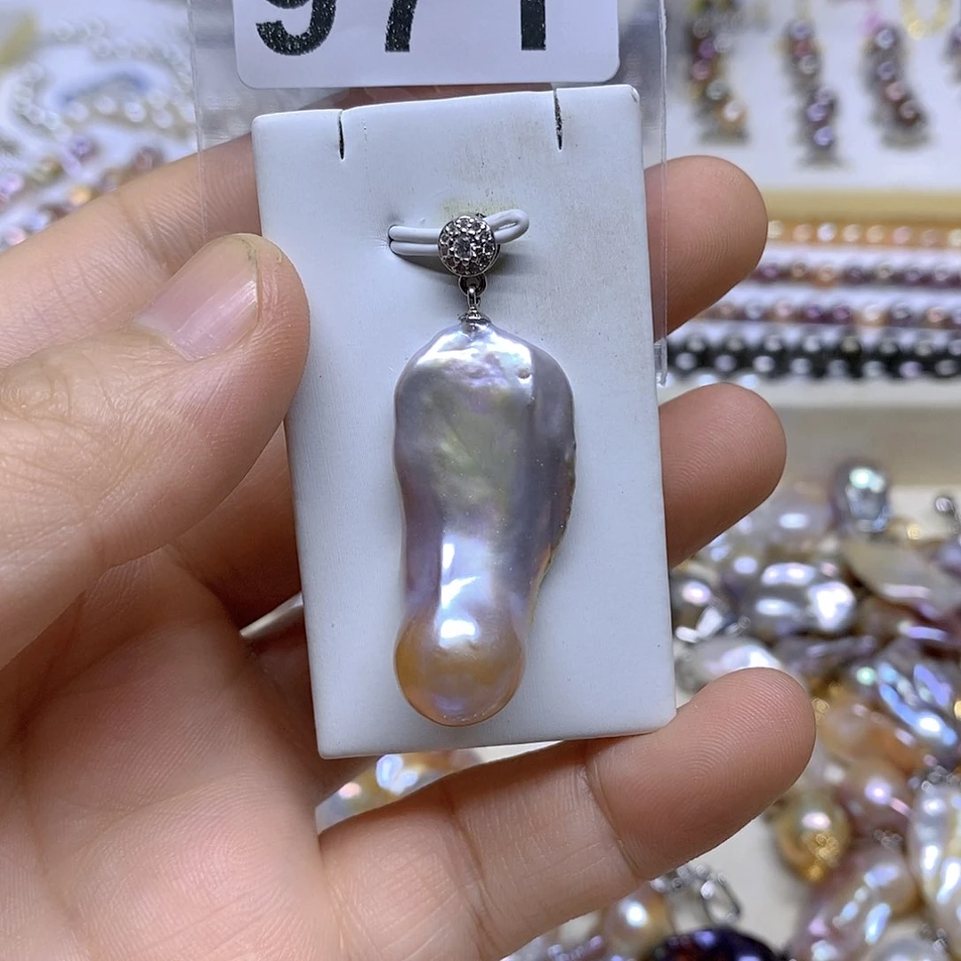 颈饰未镶嵌淡水珍珠