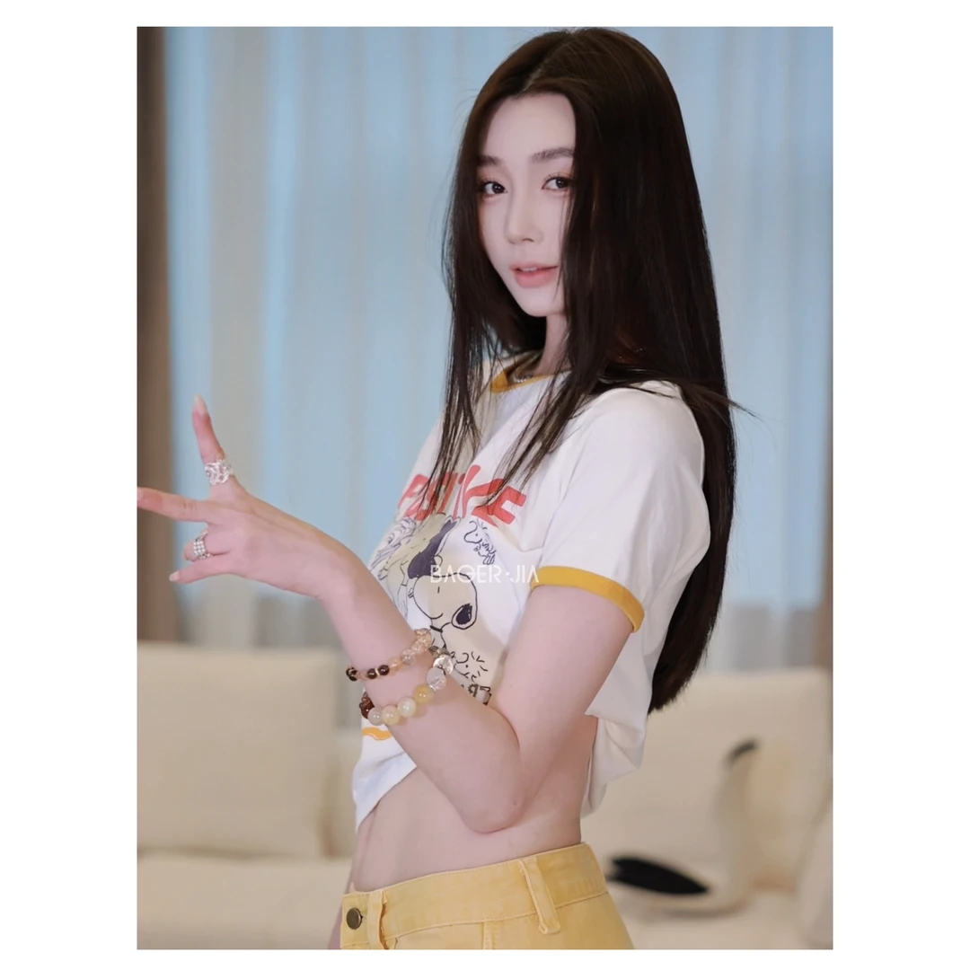 9-【史迪仔】宝儿家含幂BL82025102春夏设计师动漫立体刺绣印花T恤