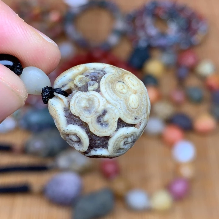 玛瑙/玉髓未镶嵌珠宝半成品