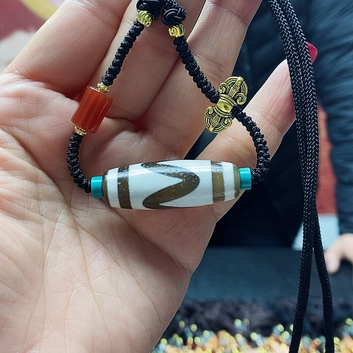 玛瑙/玉髓颈饰合金