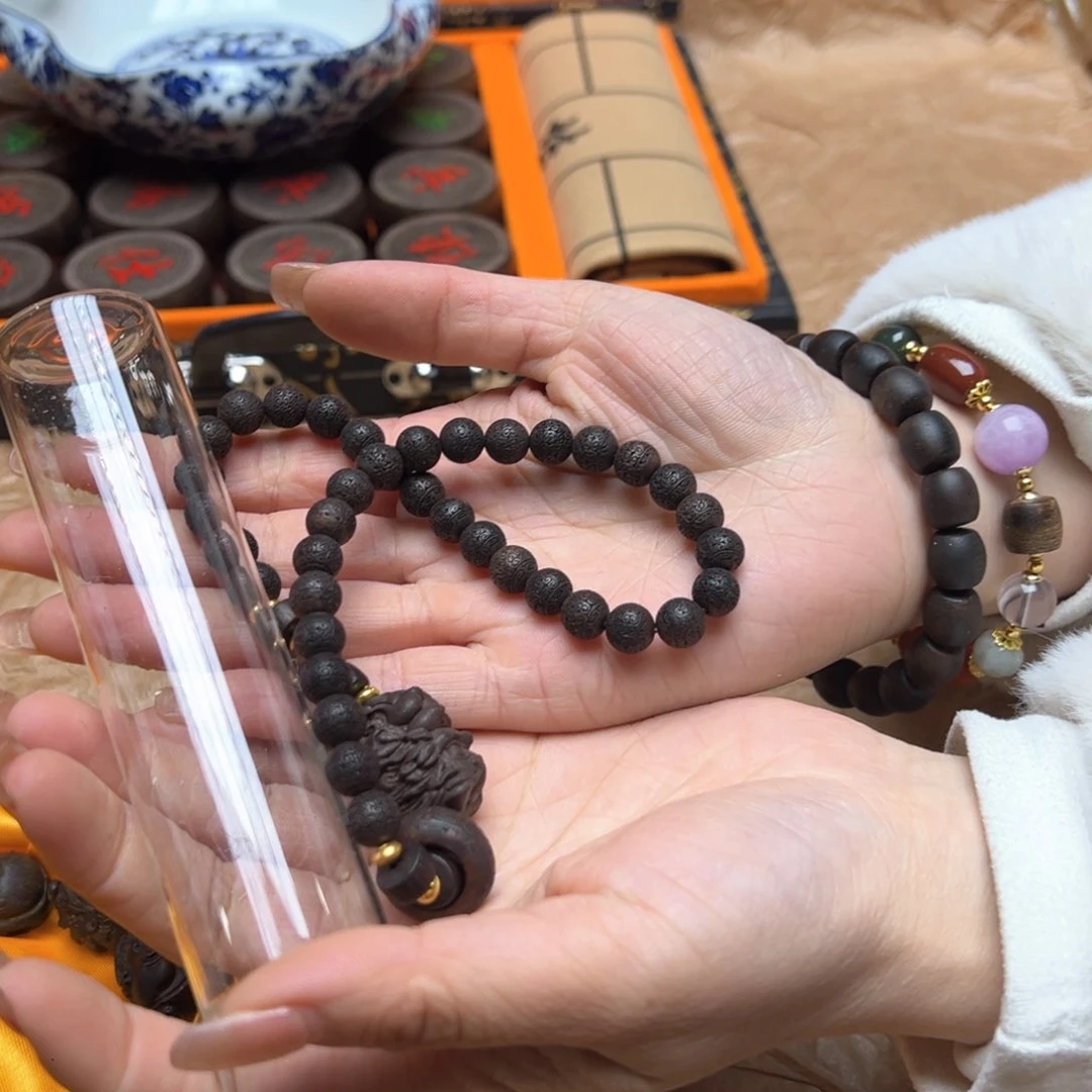 大叶紫檀（黑酸枝木类）