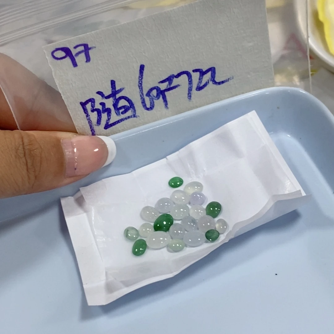 随***-定制翡翠未镶嵌我