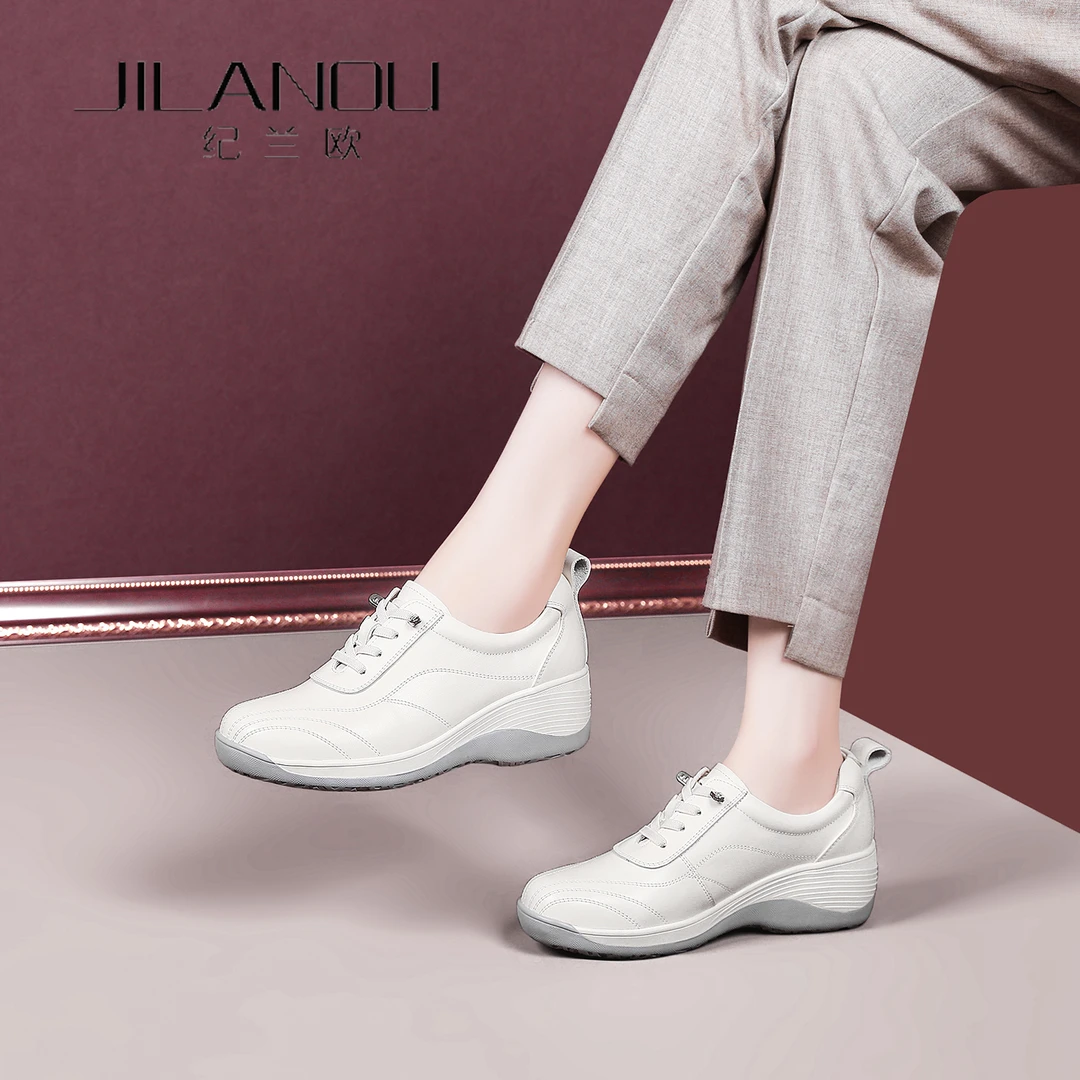 纪兰欧厚底真皮休闲单鞋女2025秋季新款坡跟妈妈鞋软底舒适女鞋