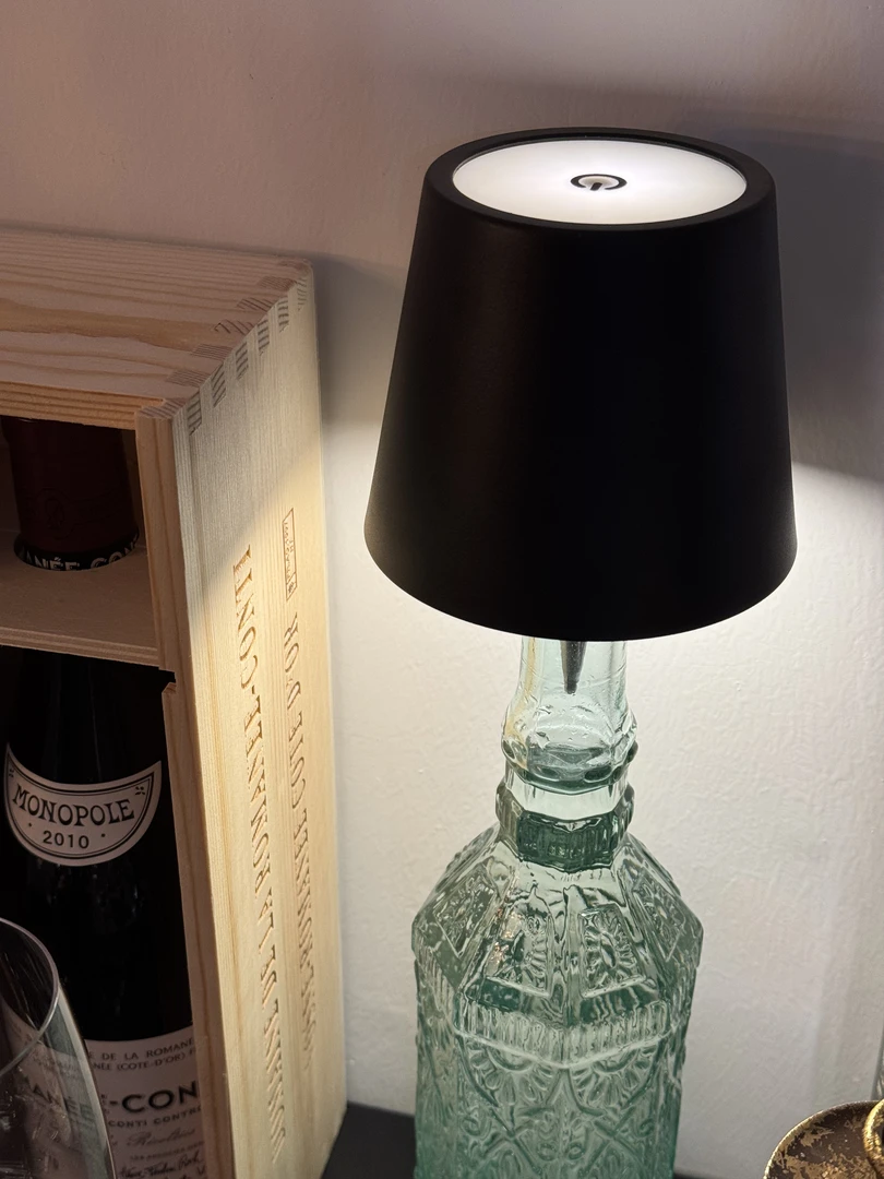 餐桌氛围酒头灯跨境插入式酒店清吧充电RGB装饰彩色酒瓶塞LED台灯