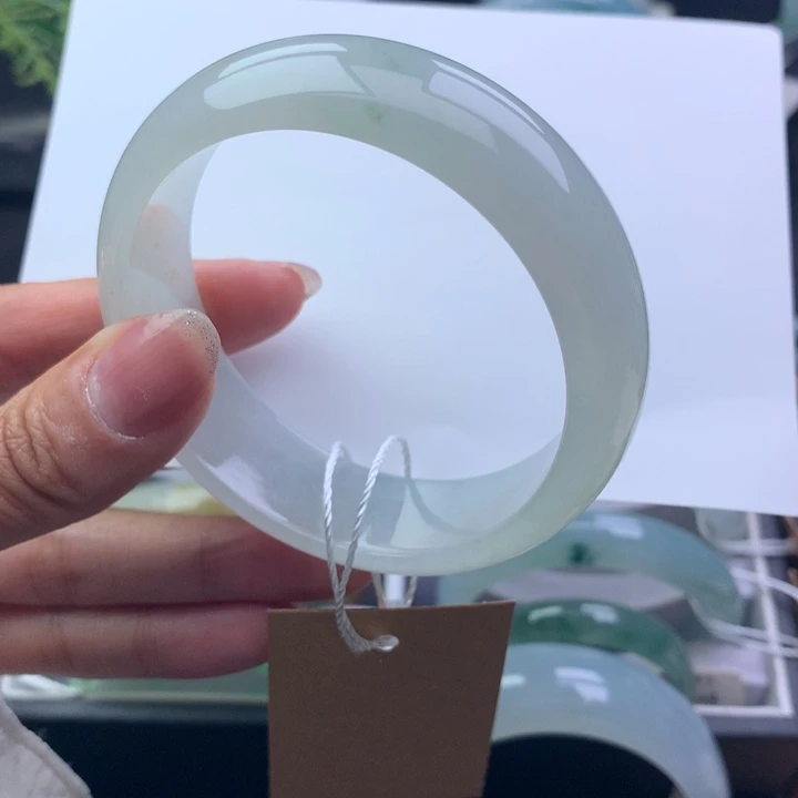 翡翠未镶嵌手镯天然翡翠手镯